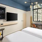 Hyatt Place Hotel 4*