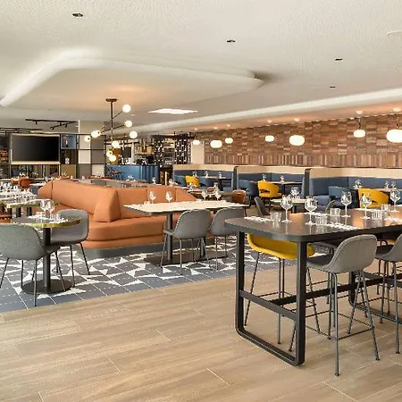 Hyatt Place 4*