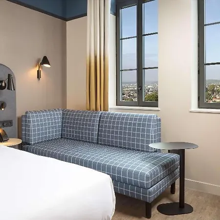 Hyatt Place 酒店 4*